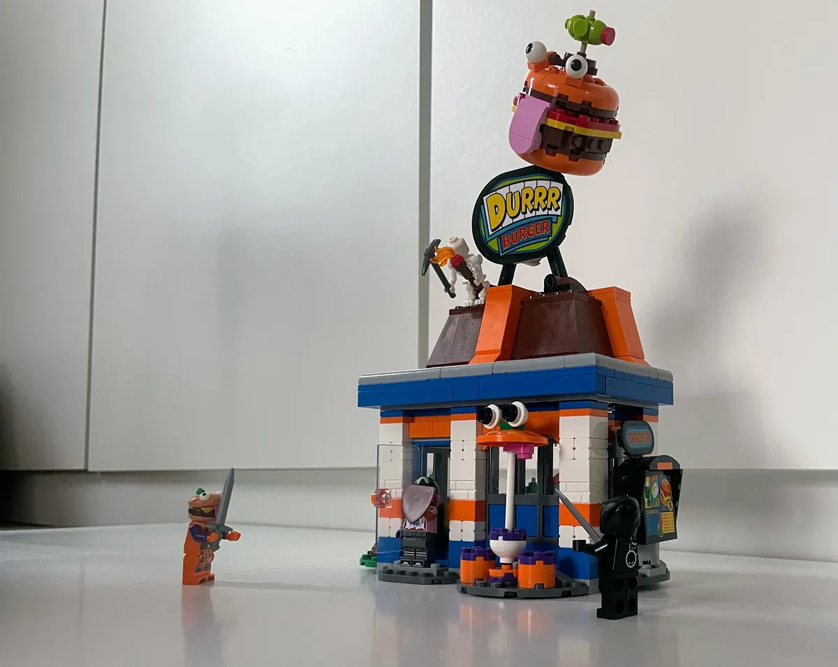 Fertiges LEGO Durrr Burger Restaurant